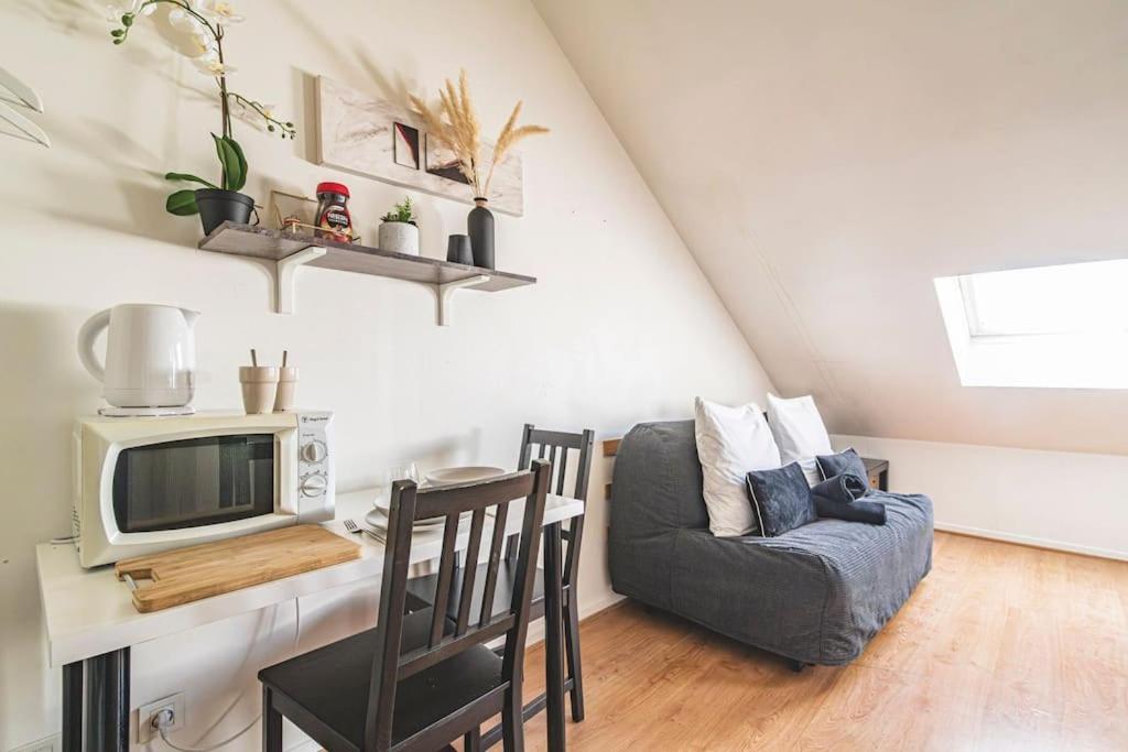 Colbert 541 Hypercentre - Ideal Couple & Pro - Wifi Haut Debit - Gare, Cathedrale, Commerces, Restaurants & Transports En Commun A Moins De 10 Minutes A Pied Reims Exterior foto
